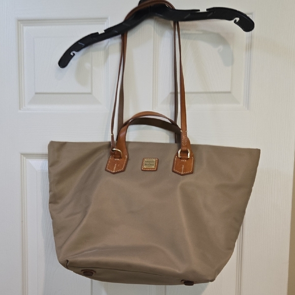 Dooney & Bourke Handbags - Dooney & Bourke Large Tote Topaz Color